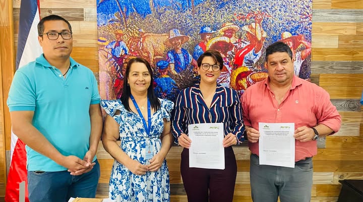 Firma de Convenio de Cooperación entre el Gobierno Local de Pococí y la Fundación Confianza Verde